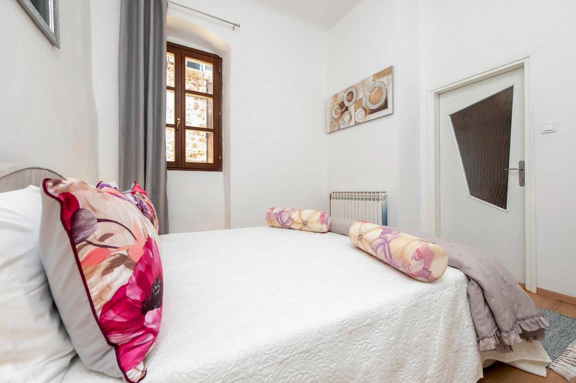 Apartment Rubi Ровинь Экстерьер фото